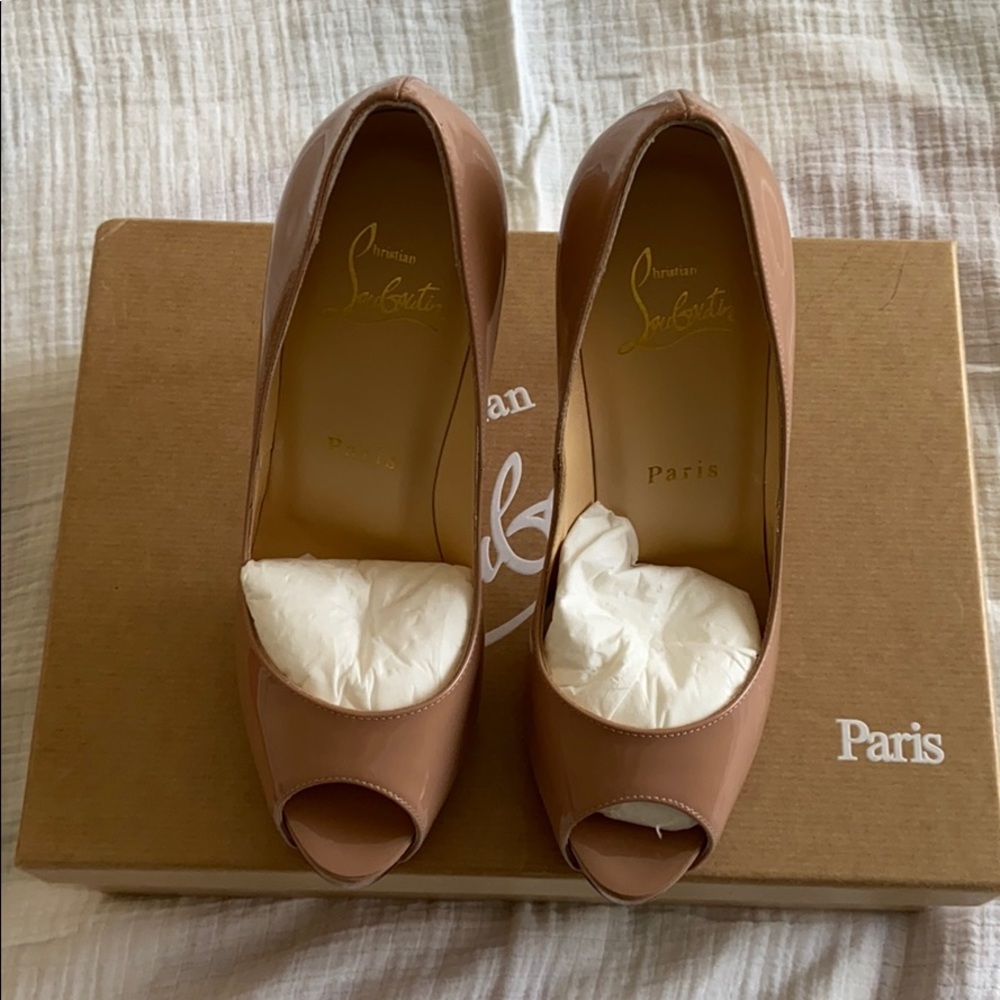 Christian Louboutin New Very Prive